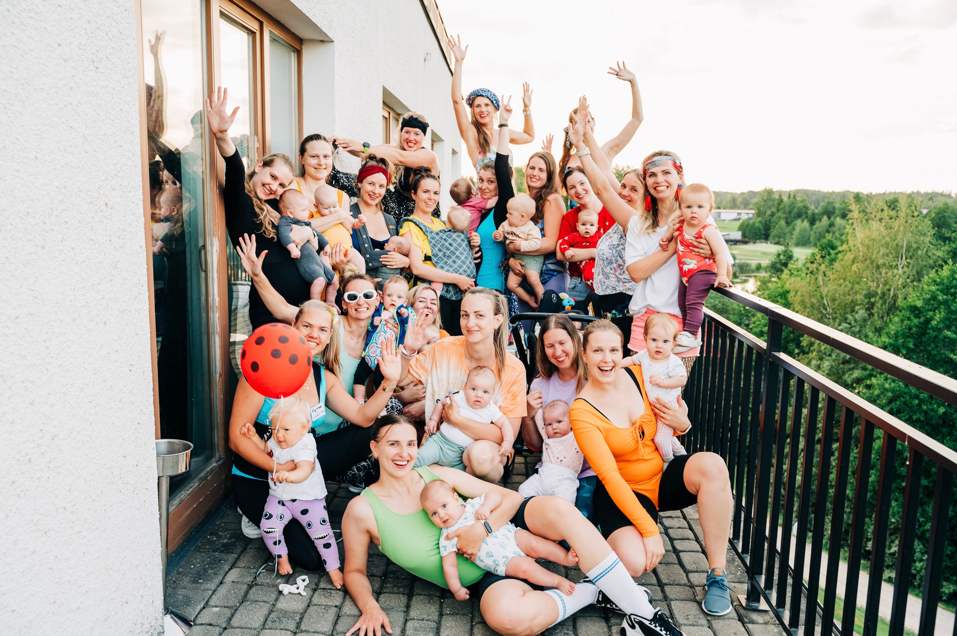 Mamų su kūdikiais STOVYKLA <br> <b>IŠANKSTINIAI <br>BILIETAI PIGIAU</b>