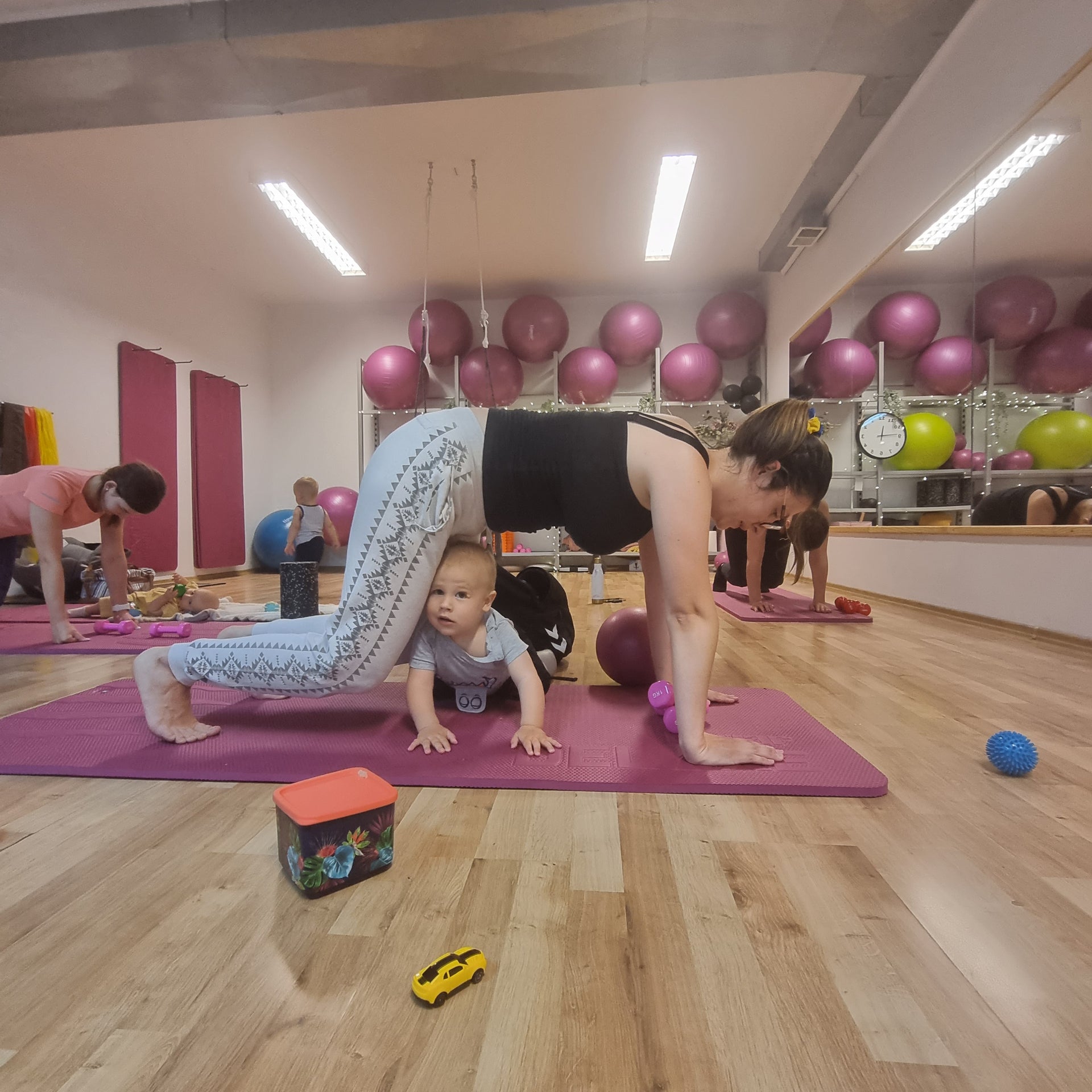 Mamų su kūdikiais grupinės🍼